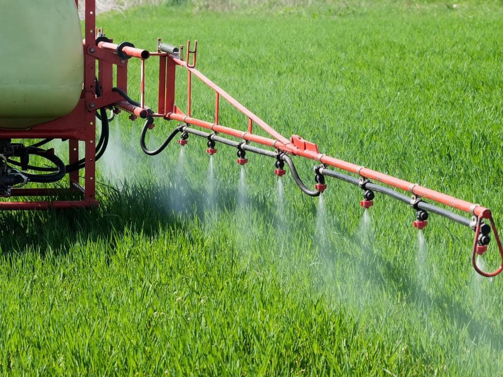 Stronghold Vegetation Management 16710 County Rd 569 Rosharon, TX 77583, USA 281 369 0321 commercial herbicide